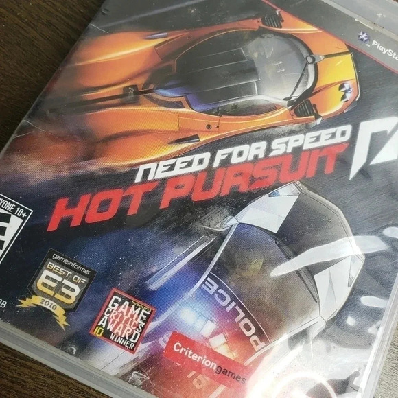 Need for Speed Hot Pursuit pS3 PlayStation 3 - Picture 6 of 10